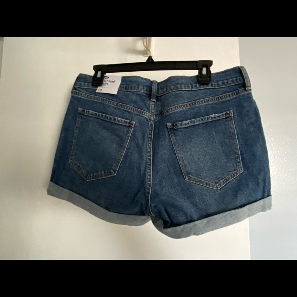Old Navy Boyfriend Shorts NWT